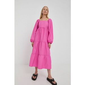 Šaty Gestuz ružová farba, midi, áčkový strih vyobraziť