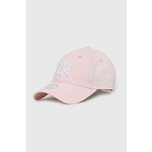 Bavlnená čiapka New Era ružová farba, s nášivkou vyobraziť