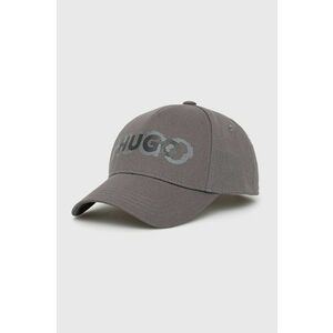 Bavlnená čiapka HUGO šedá farba, s potlačou vyobraziť