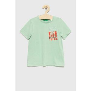 Detské bavlnené tričko United Colors of Benetton zelená farba, s potlačou vyobraziť