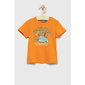 Detské bavlnené tričko United Colors of Benetton oranžová farba, s nášivkou vyobraziť