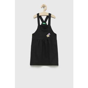 Dievčenské šaty United Colors of Benetton čierna farba, mini, áčkový strih vyobraziť