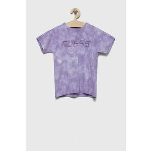 Detské bavlnené tričko Guess fialová farba, vyobraziť