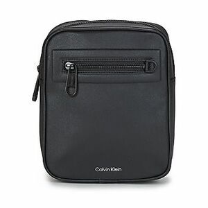Calvin Klein čierne pánska taška Reporter vyobraziť