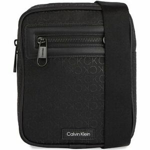 Calvin Klein čierne pánska taška Reporter vyobraziť