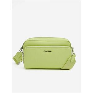 Svetlo zelená dámska crossbody kabelka Calvin Klein Must Camera Bag vyobraziť