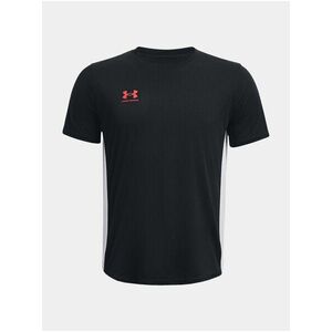 Čierne chlapčenské športové tričko Under Armour Challenger vyobraziť