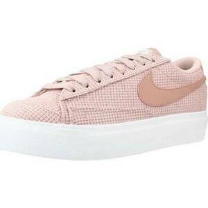 Módne tenisky Nike W BLAZER LOW PLATFORM vyobraziť