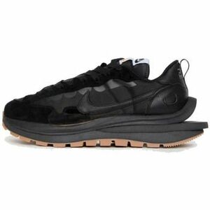 Módne tenisky Nike Vaporwaffle Sacai Black Gum GS vyobraziť