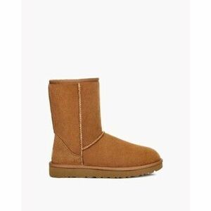 Čižmy UGG 1016223 CLASSIC SHORT II vyobraziť