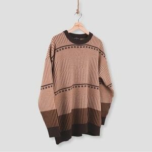 Svetre Armazém Das Malhas ARMAZÉM DAS MALHAS Jacquard Knit - Camel vyobraziť