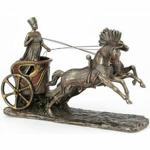 Sochy Signes Grimalt Nefertiti V Queen'S Chariot vyobraziť