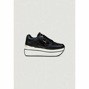 Módne tenisky Guess CAMRIO9 FLTCM9 FAL12 vyobraziť