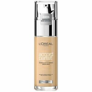 Make-upy a podkladové bázy L’Oréal Paris Perfect Match Hyaluronic Acid Foundation - 2N Vanilla vyobraziť